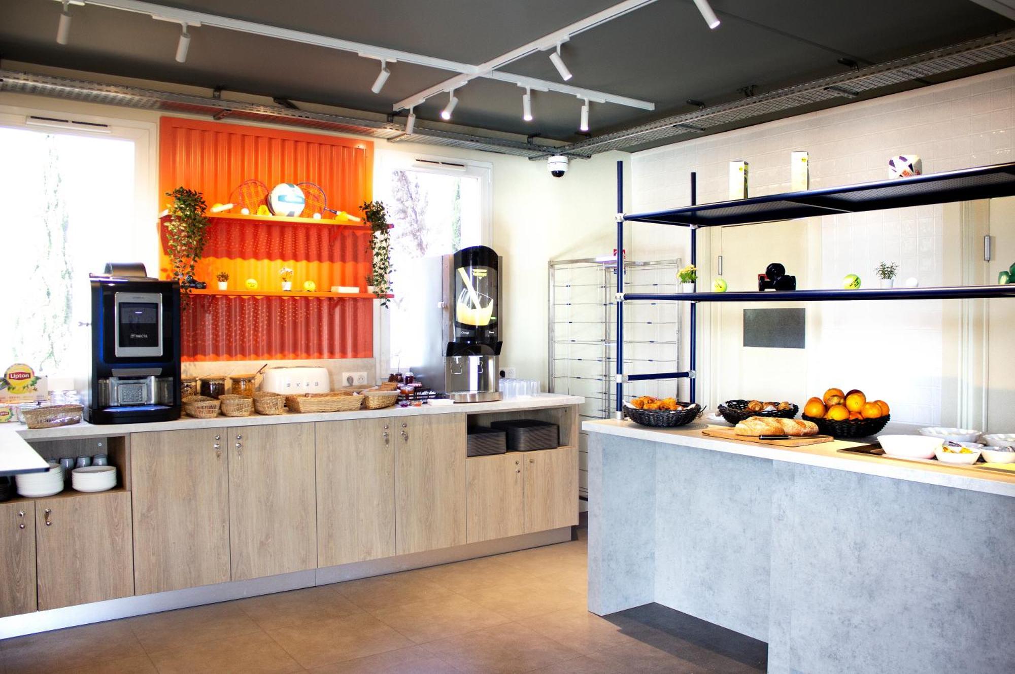 Ibis Budget Lunel Porte De Camargue Aimargues Zewnętrze zdjęcie