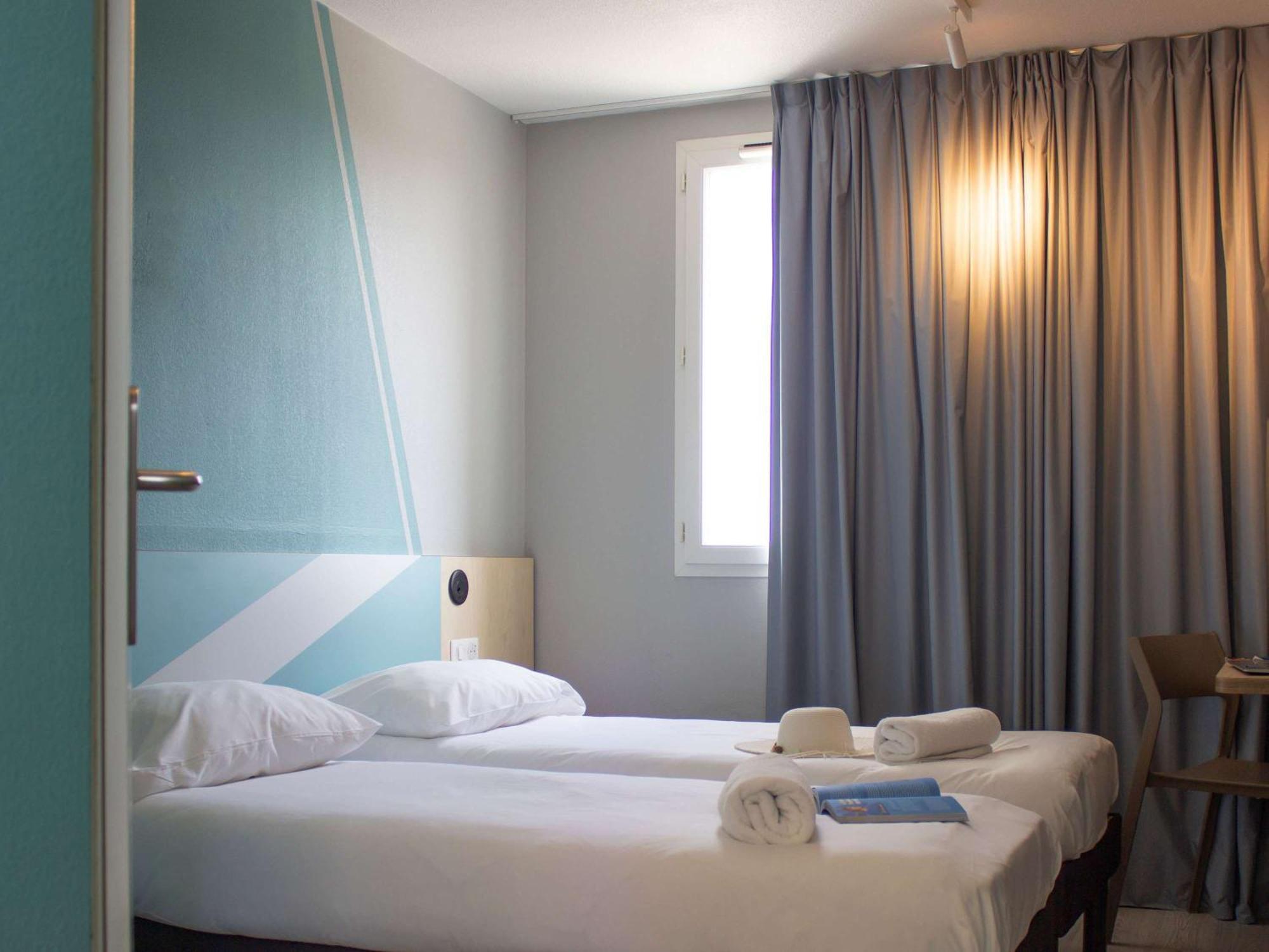 Ibis Budget Lunel Porte De Camargue Aimargues Zewnętrze zdjęcie