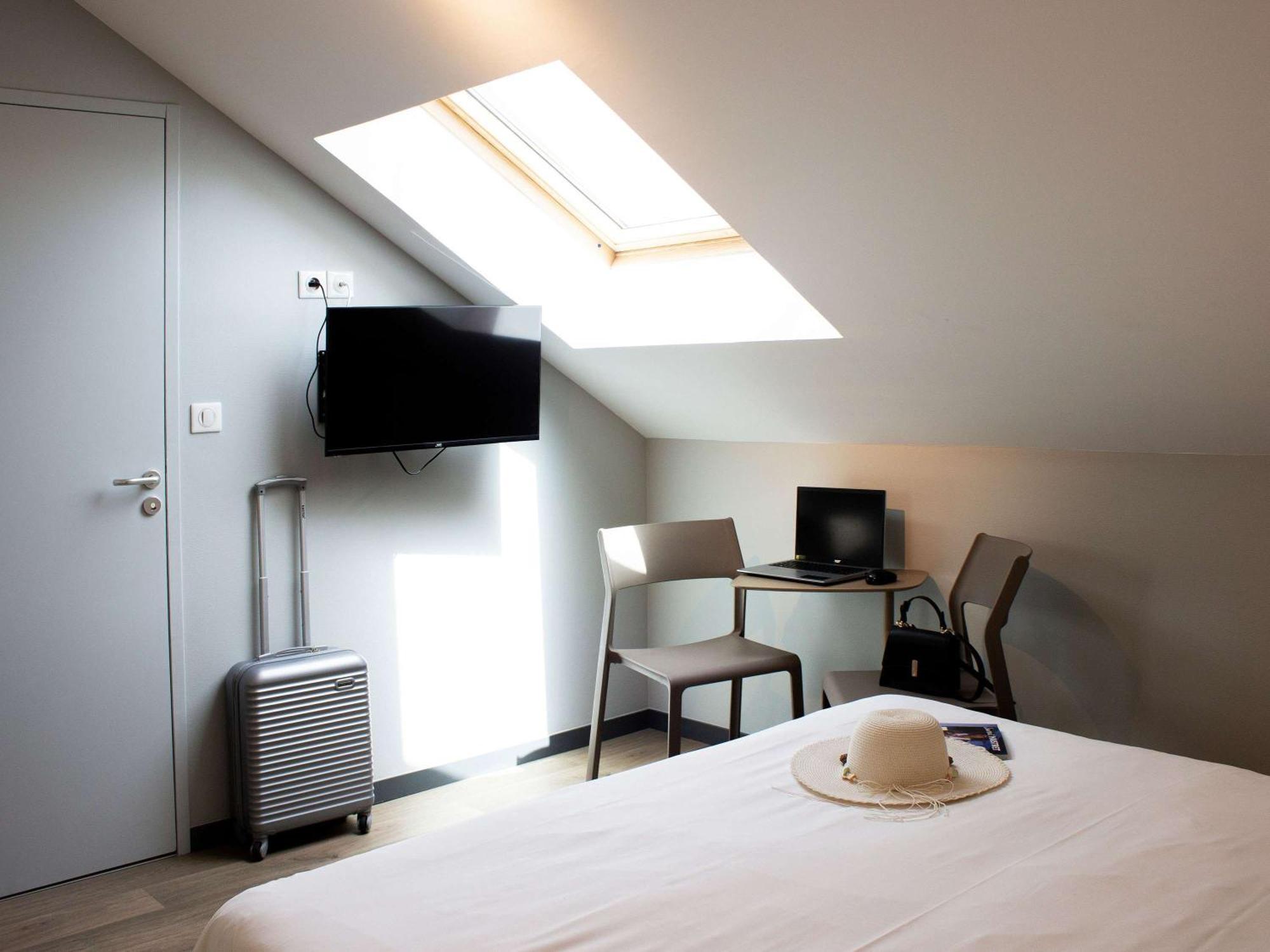 Ibis Budget Lunel Porte De Camargue Aimargues Zewnętrze zdjęcie