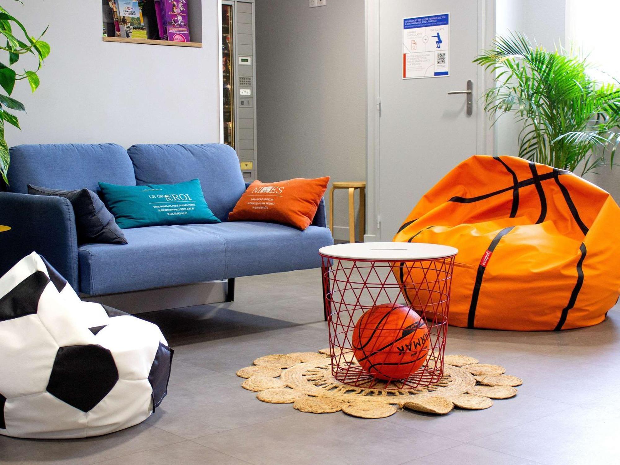 Ibis Budget Lunel Porte De Camargue Aimargues Zewnętrze zdjęcie